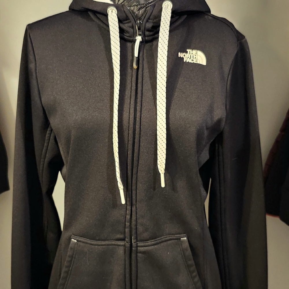 The North Face Women's Black Zip-Up Hoodie